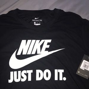 Nike Tee XL